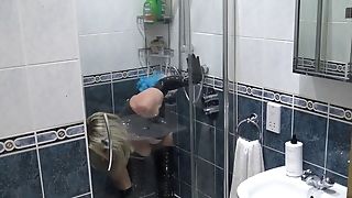 Cleans The Douche