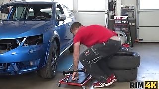 After A Hard Shift In The Garage, Man Receives Amazing Rimjob